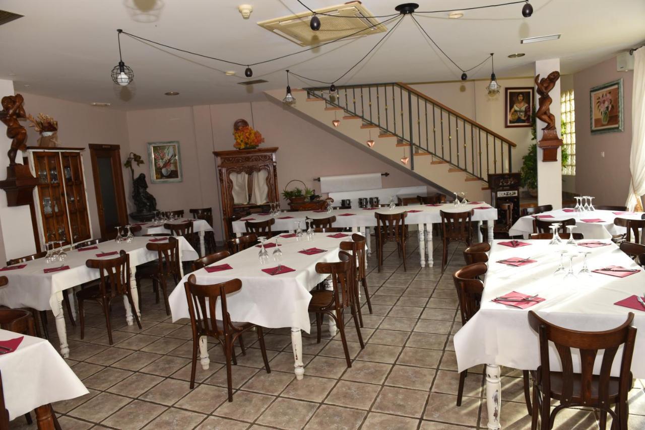 Larraga Hotel Rural El Castillo מראה חיצוני תמונה